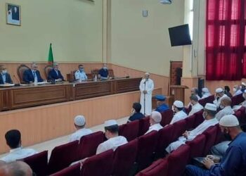 تيزي وزو    اجتماعا تنسيقيا تمهيدا لفتح بيوت الله السبت المقبل