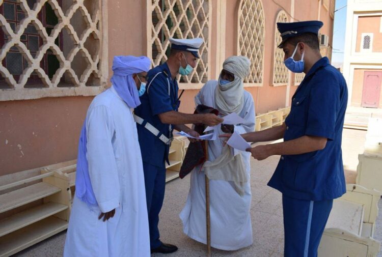 مرافقة تحسيسية لرجال الامن بمساجد تمنراست