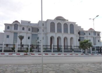 تنصيب الرئيس والنائب العام لدى مجلس قضاء غليزان