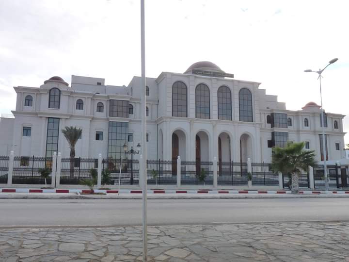 تنصيب الرئيس والنائب العام لدى مجلس قضاء غليزان