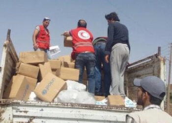 مساعدات إنسانية من الهلال الأحمر الجزائري إلى سكان مناطق الظل بتندوف