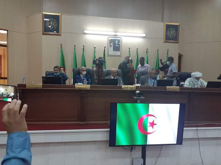 تنصيب الوالي الجديد لتمنراست والوالي المنتدب لعين قزام وعين صالح