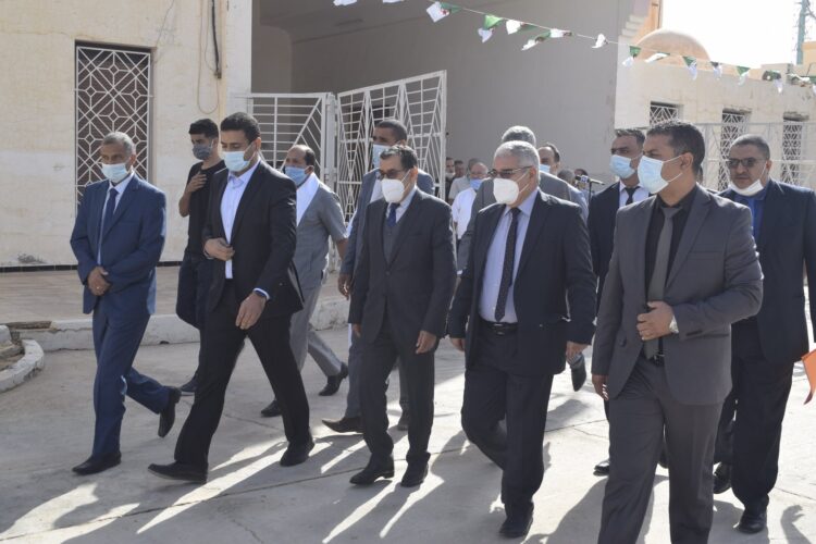 في لقاءه بالمستثمرين بالوادي.. خلاف يؤكد استحداث طرق تمويل شرعية لبعث الاقتصاد الوطني