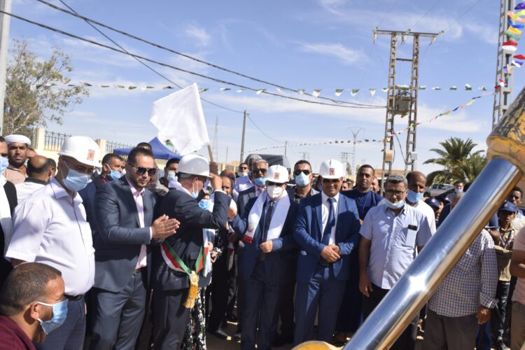 الوادي/ العملية شملت 15 منطقة ظل/ نحو انجاز أكثر من 3500 توصيلة للغاز الطبيعي بأميه ونسة