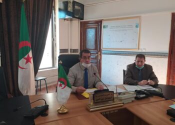 أم البواقي / قصد تطوير قطاع الإستثمار على مستوى الولاية الوالي يعقد اجتماعا للتكفل بانشغالات المستثمرين