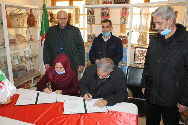 برج بوعريريج/ اتفاقية تعاون وشراكة بين جامعة البشير الإبراهيمي وغرفة الصناعة التقليدية