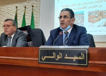 والي بومرداس يستعجل المقاولين لاستكمال المشاريع المتأخرة