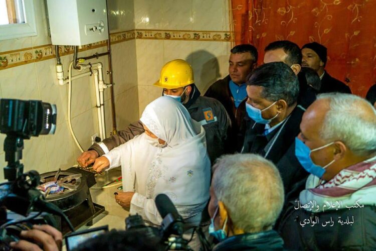 برج بوعريريج / وضع شبكة الغاز الطبيعي حيز الخدمة لفائدة 587 منزلا بمناطق الظل