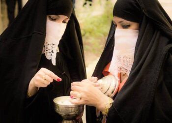 ثقافة / تظاهرة “الملاية القسنطينية” تحيي وهج اللباس الأصيل