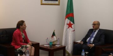 زيان يستقبل رئيسة الهلال الأحمر الجزائري